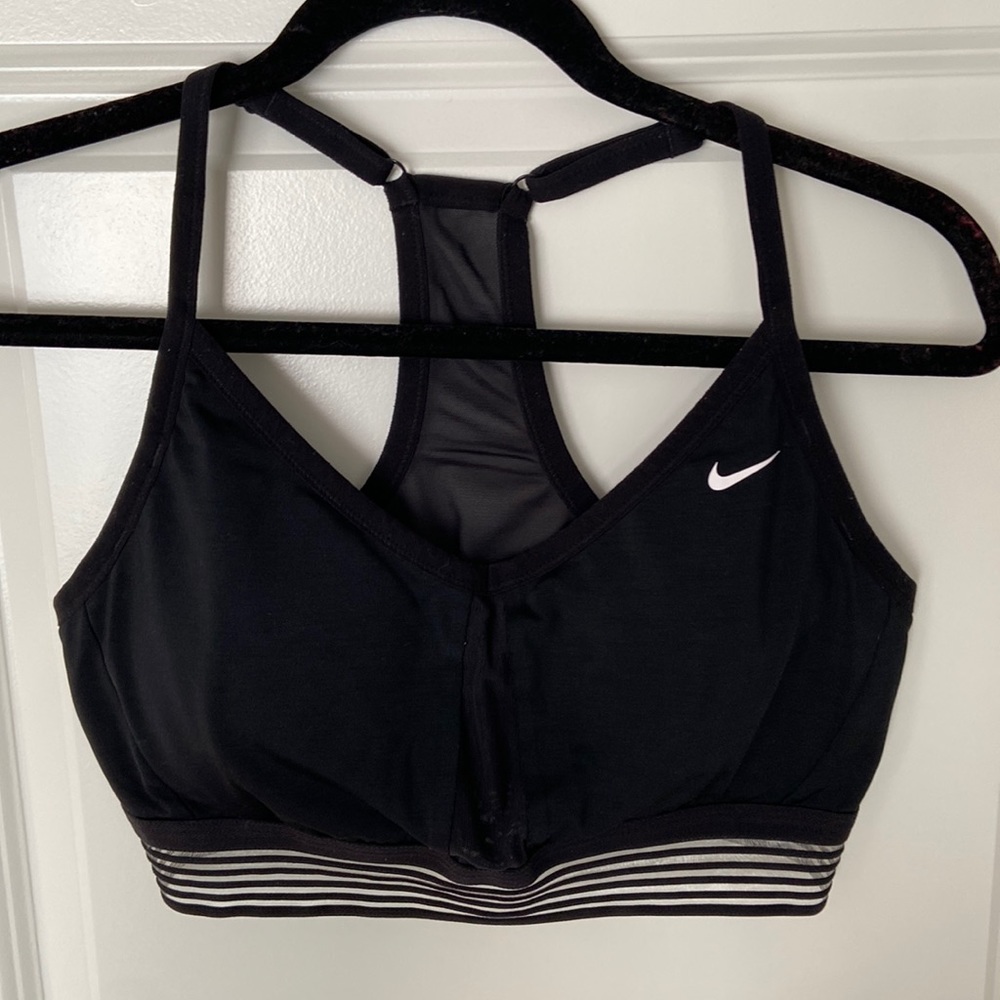 XL black Nike sports bra